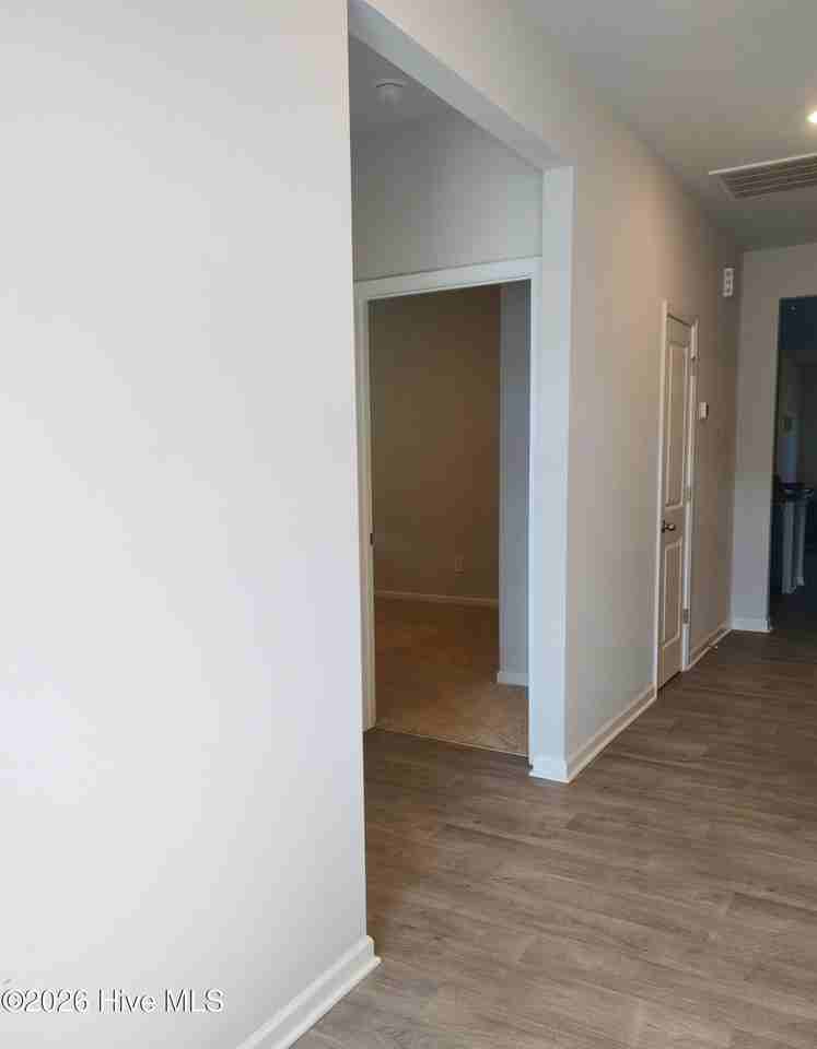 604 Ava St - Photo 3 of 30