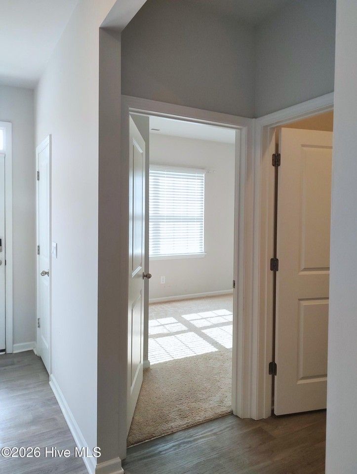 604 Ava St - Photo 4 of 30