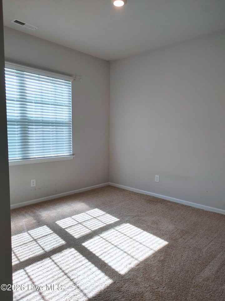 604 Ava St - Photo 5 of 30