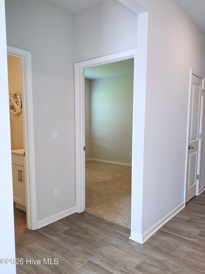 604 Ava St - Photo 7 of 30