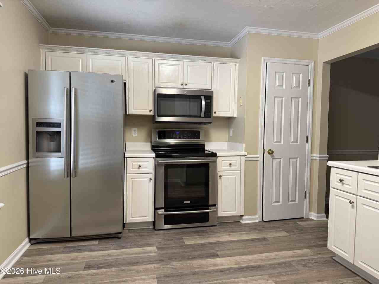113 Harvestwood Dr - Photo 2 of 14