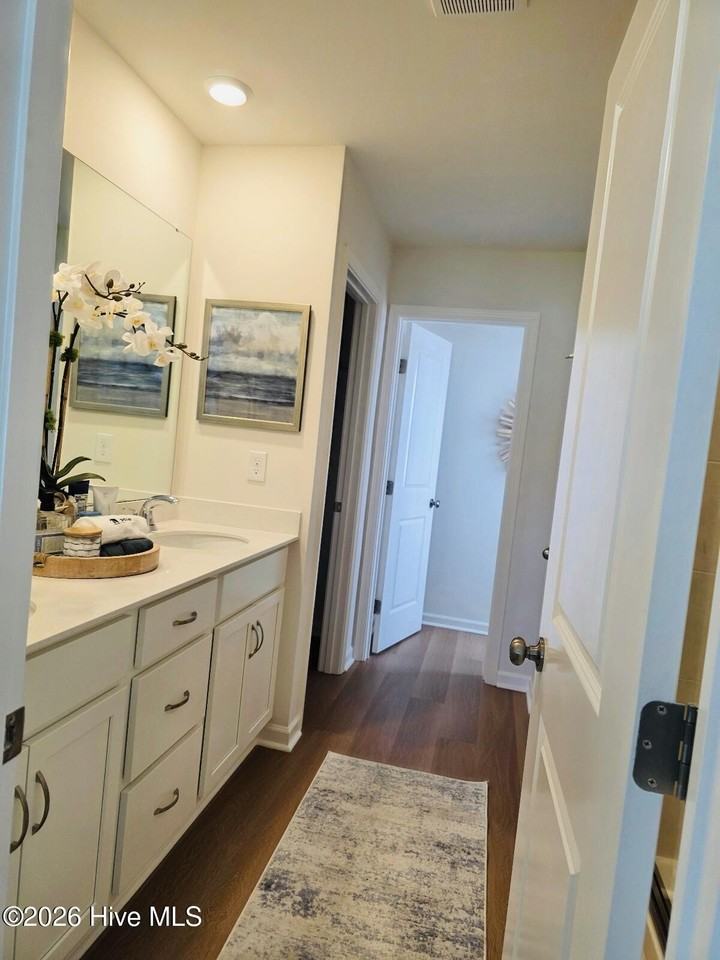1056 Ben Thomas Dr Ne - Photo 3 of 7