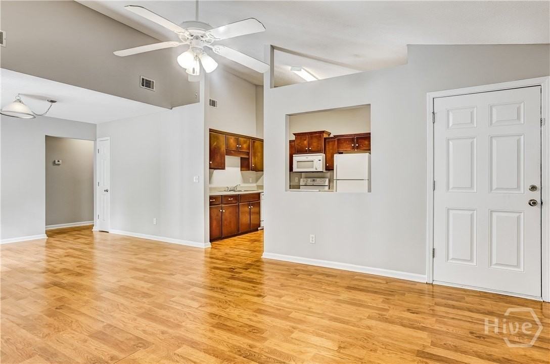 109 Mikell St - Photo 3 of 28