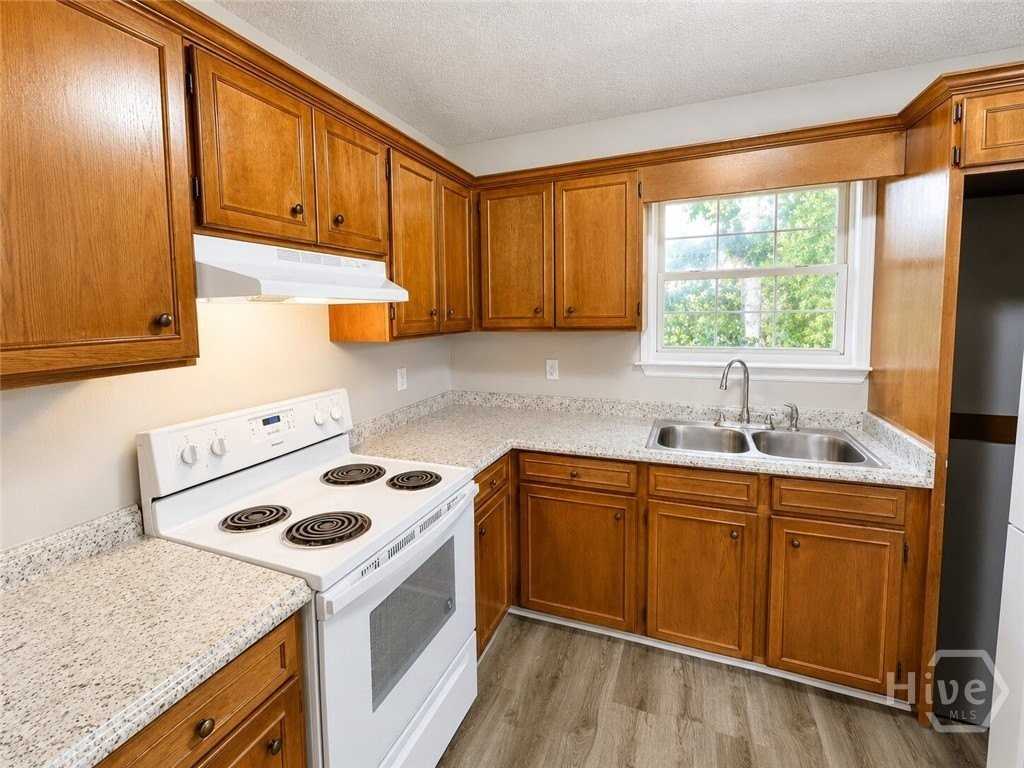 5 Orange St #A - Photo 3 of 5