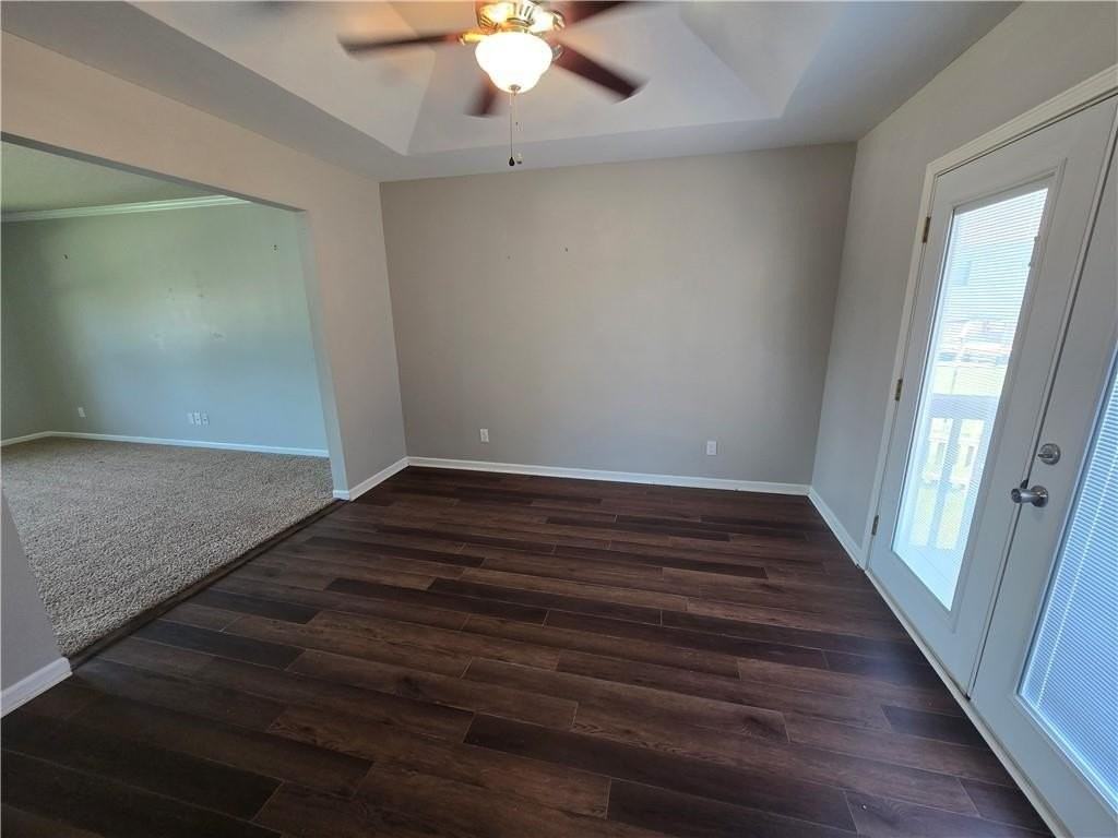 718 Brookside Dr - Photo 5 of 22