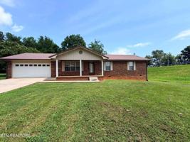 featured image of 104 College Grove Rd
