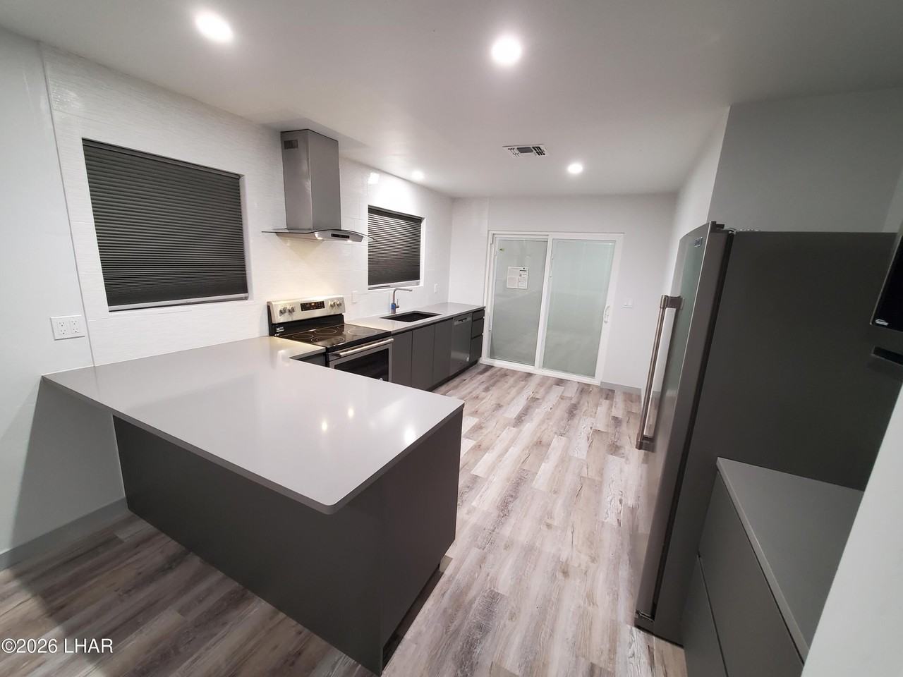 410 Hummingbird Dr #3 - Photo 2 of 10