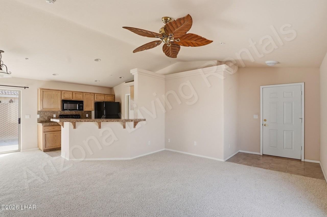 3330 Tomahawk Dr #102 - Photo 4 of 20