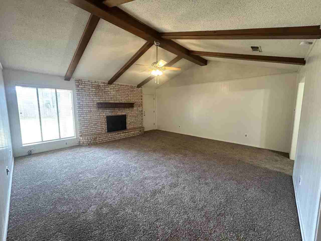 4717 64th St - Photo 3 of 20