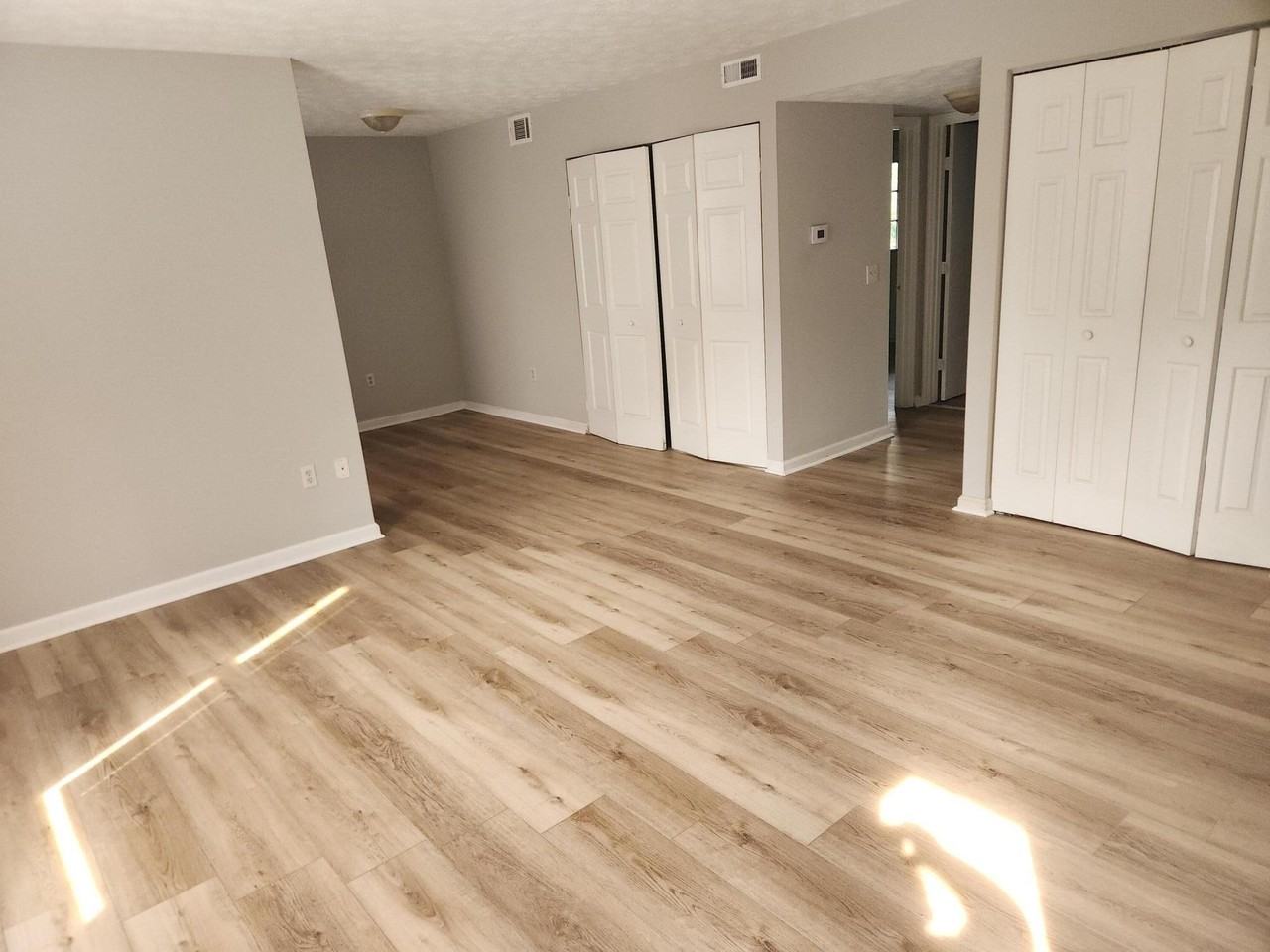 245 Maryland Dr #2 - Photo 6 of 6