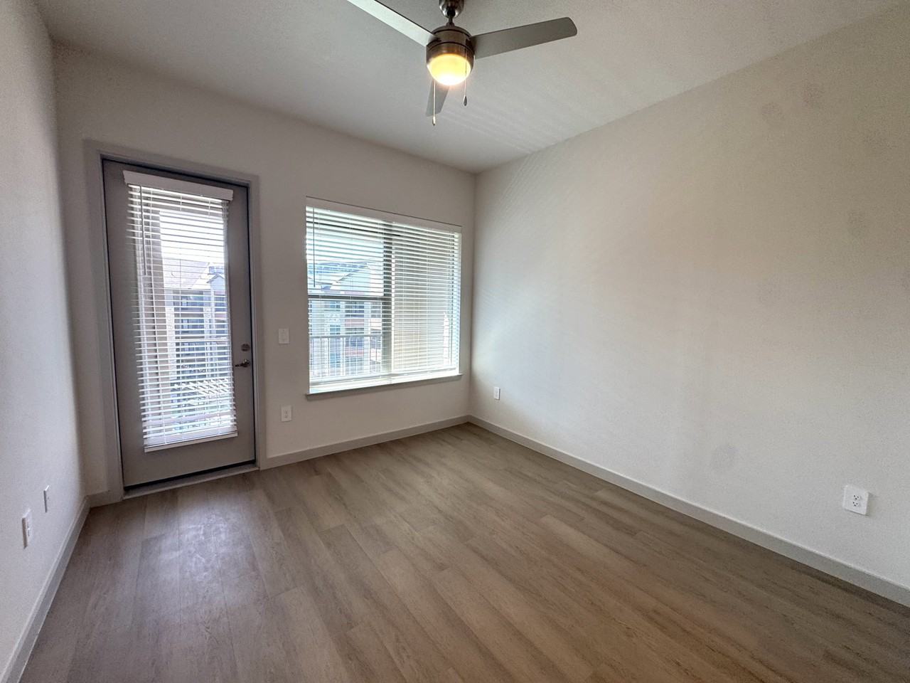 400 E Finley Blvd #02-4201 - Photo 6 of 8