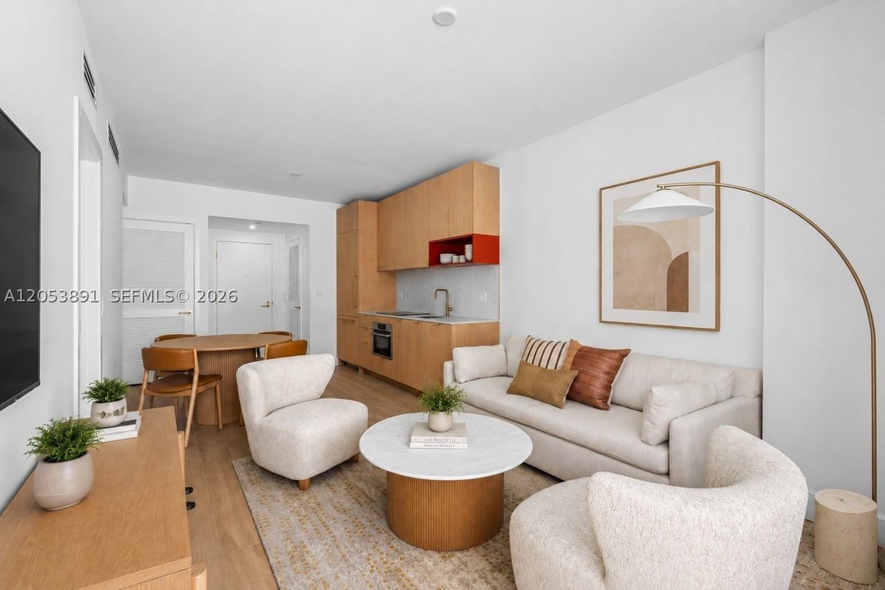 90 Ne 32nd St #710 - Photo 3 of 29