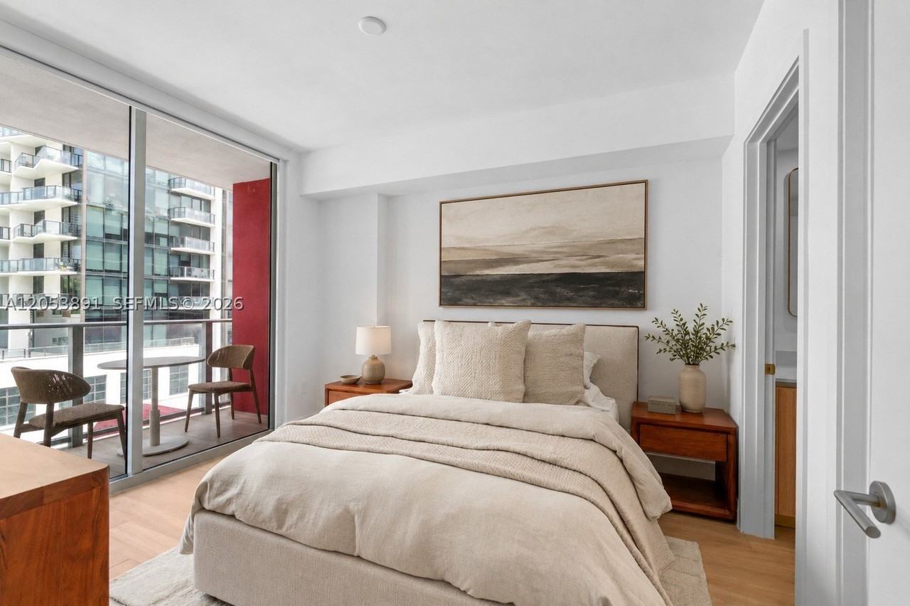 90 Ne 32nd St #710 - Photo 7 of 29