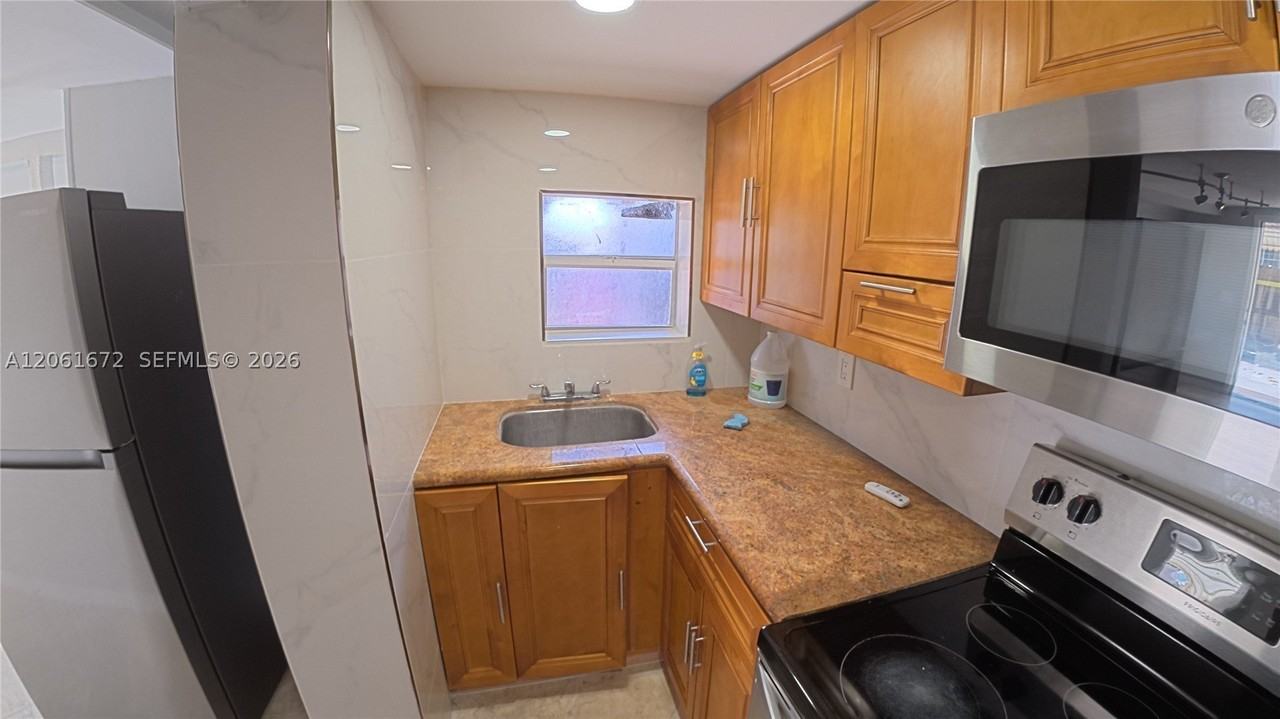 5400 Sw 36th St #1 - Photo 7 of 30