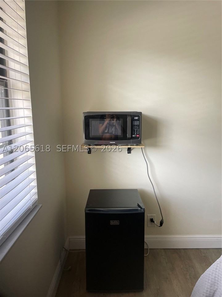 246 Avenue L #246 - Photo 7 of 13