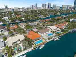 featured image of 437 Holiday Dr