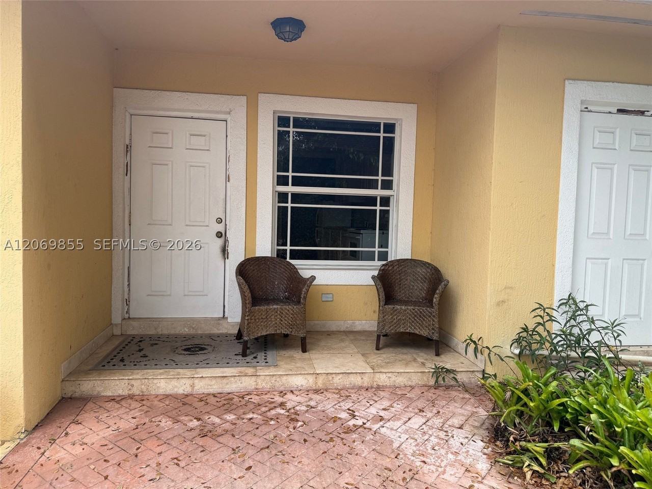 7449 Sw 104th St - Photo 2 of 19