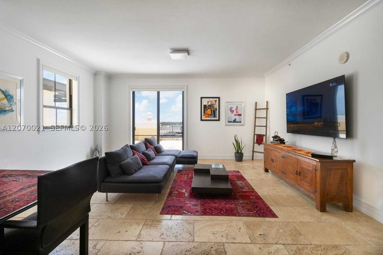 8395 Sw 73rd Ave #602 - Photo 7 of 21