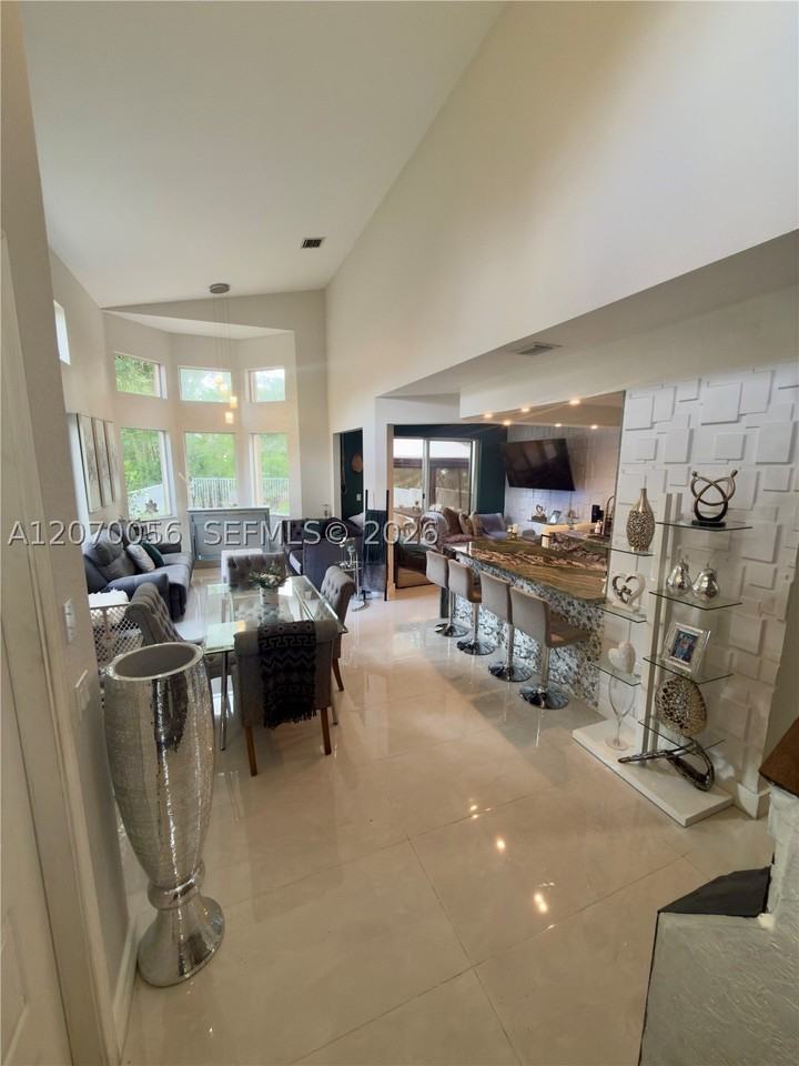 5691 Nw 125th Ave - Photo 3 of 9