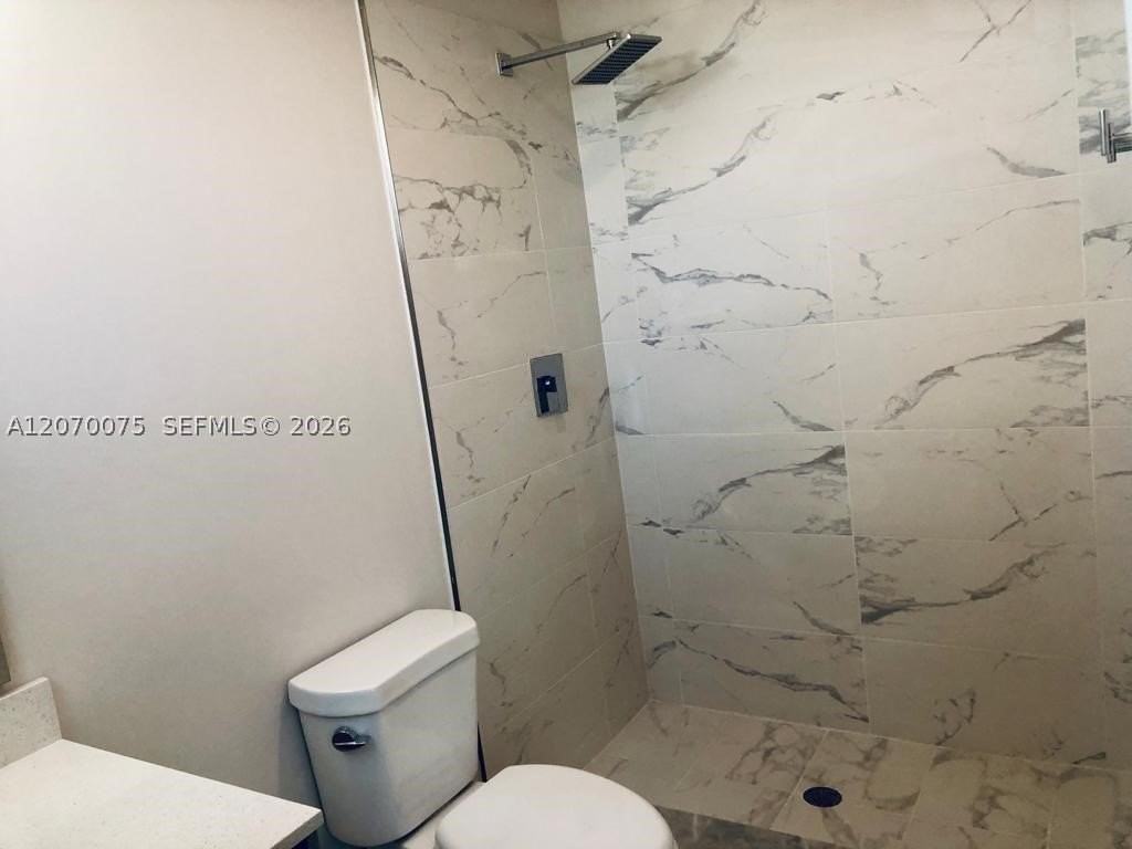2505 Ne 193rd St #4206 - Photo 5 of 23