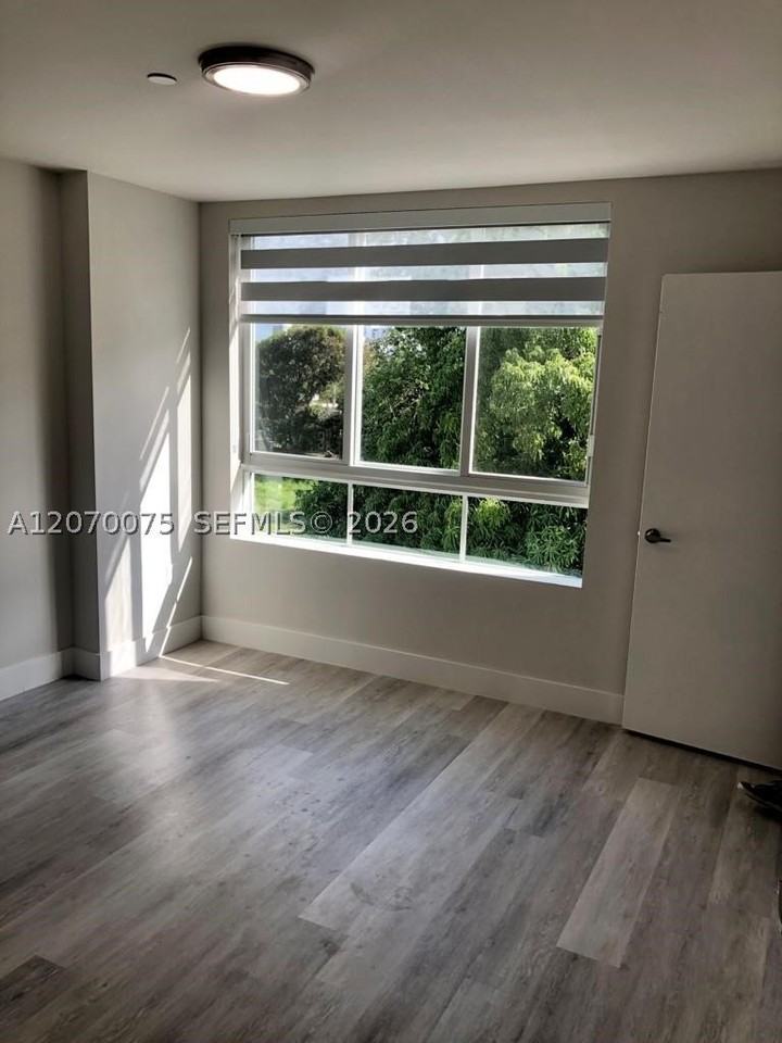 2505 Ne 193rd St #4206 - Photo 7 of 23