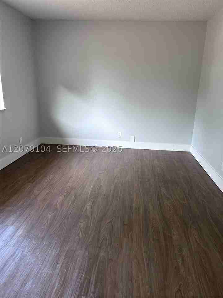 2181 Catherine Dr #2 - Photo 4 of 16