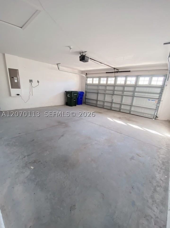 2238 Caspian Dr #2238 - Photo 4 of 37