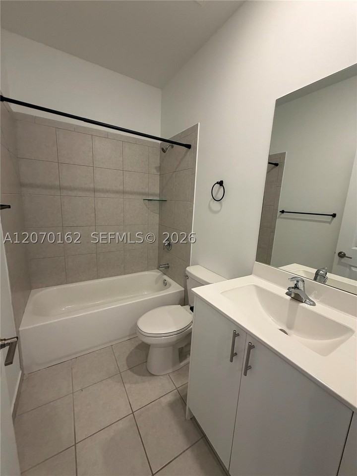 11863 Sw 247th Ter #11863 - Photo 6 of 13