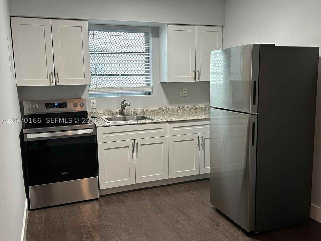 1334 Alton Rd #A6 - Photo 5 of 13
