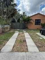 1018 N 17th Ct #2B - Photo 1 of 1