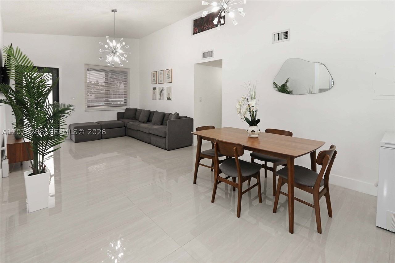 50 Nw 68th Ct #1 - Photo 6 of 27