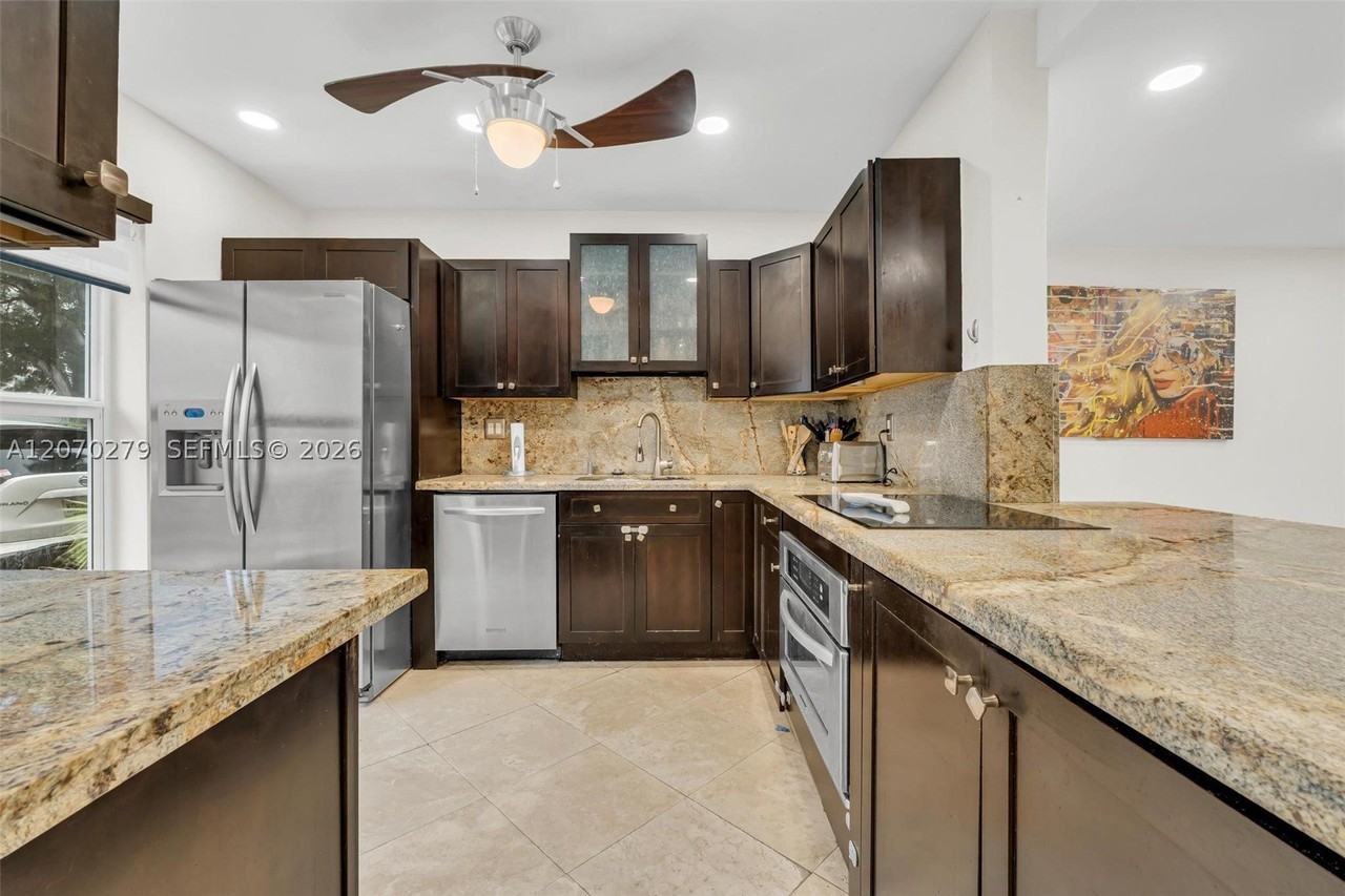 3690 Ne 167th St #34 - Photo 4 of 47
