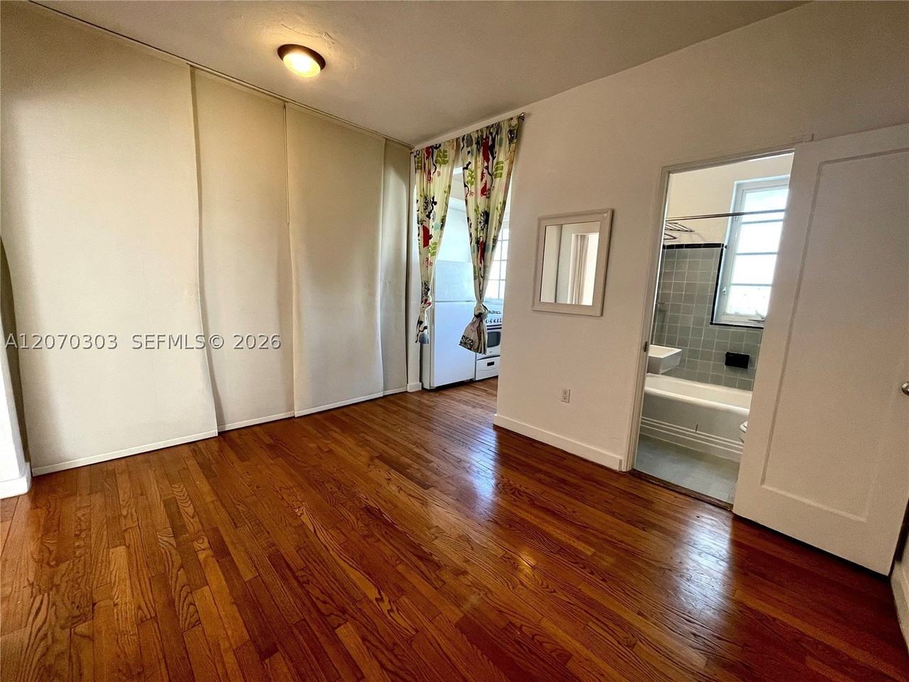 741 15th St #12 - Photo 4 of 10
