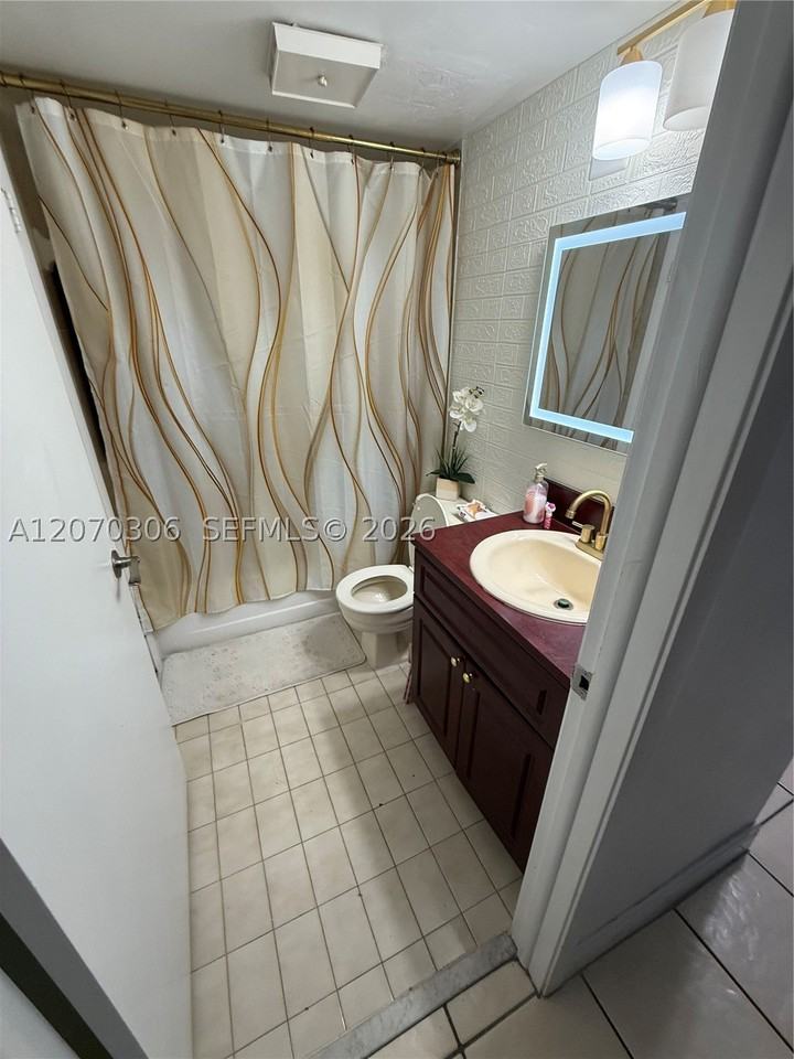 11800 Sw 18th St #407-4 - Photo 5 of 18