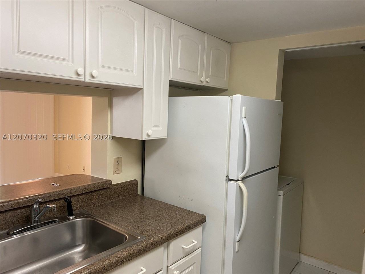 9755 Westview Dr #1215 - Photo 3 of 19