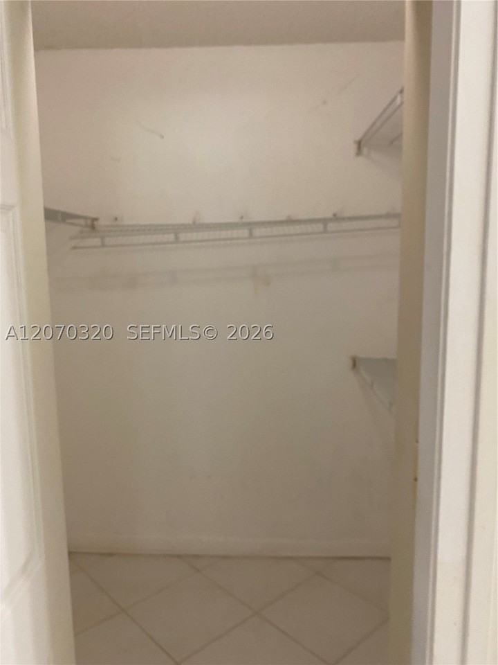 9755 Westview Dr #1215 - Photo 6 of 19