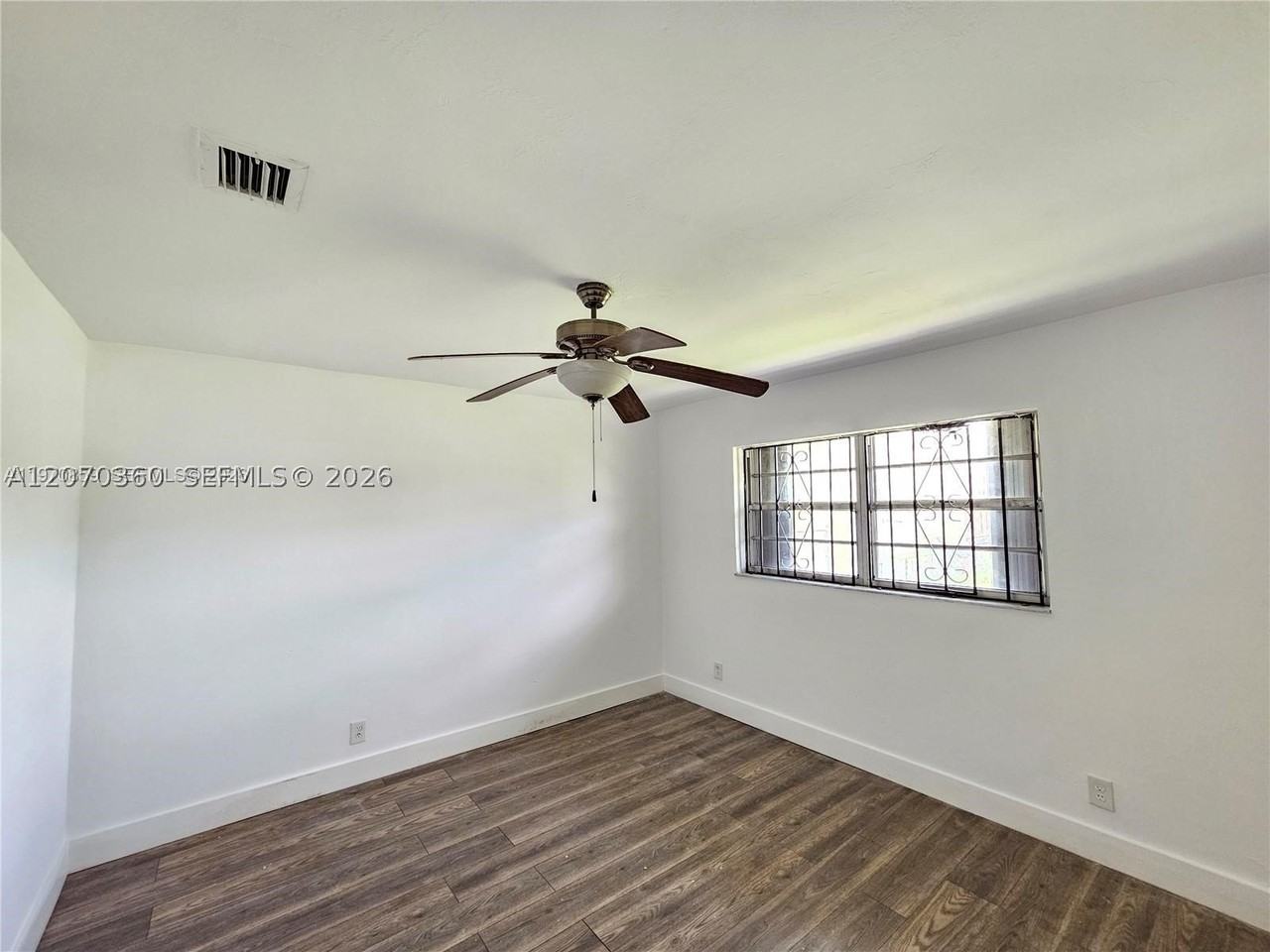 2119 Nw 64th St #2119 - Photo 5 of 10