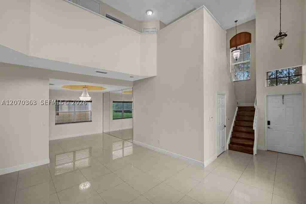 1282 Nw 171st Ter - Photo 5 of 50
