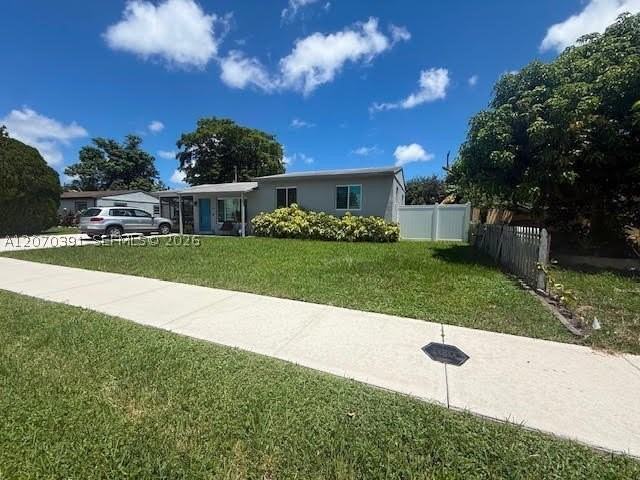 1730 Sw 65th Ave - Photo 3 of 22