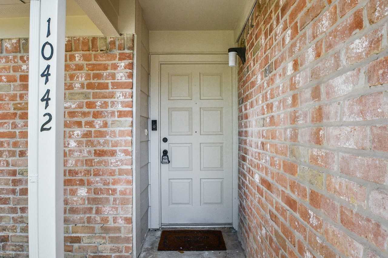 10442 Norton Dr - Photo 3 of 25