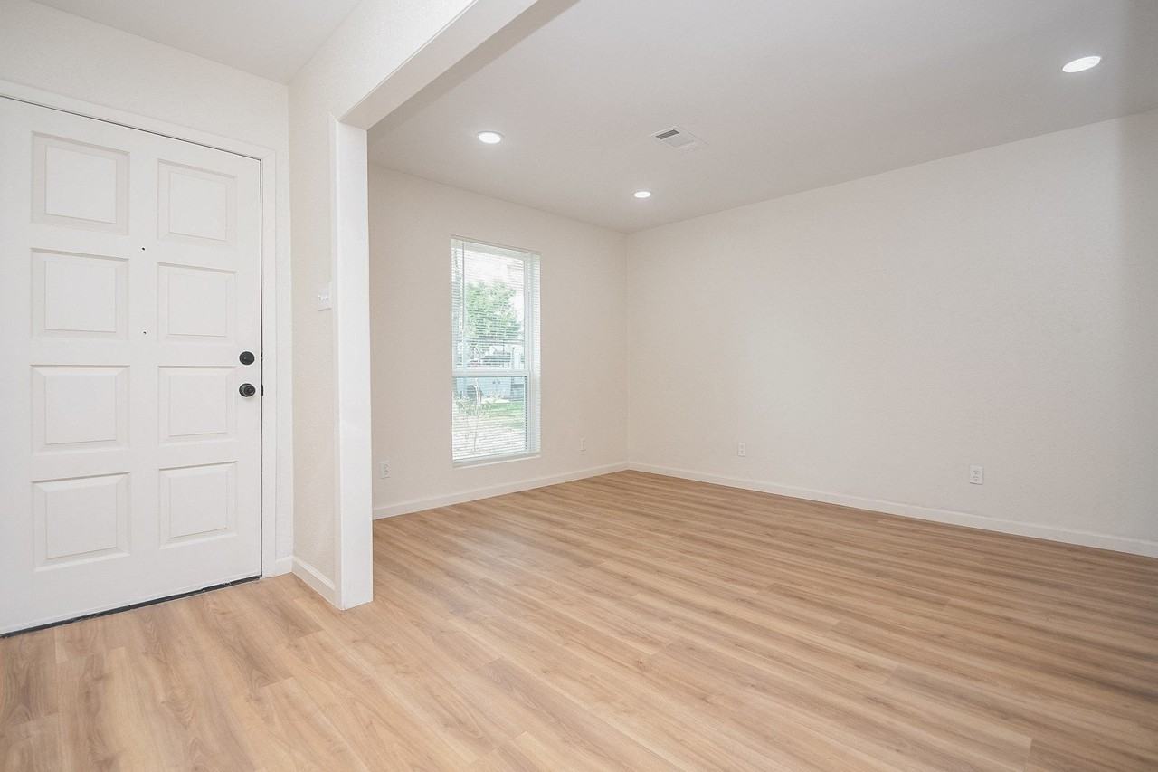 10442 Norton Dr - Photo 5 of 25