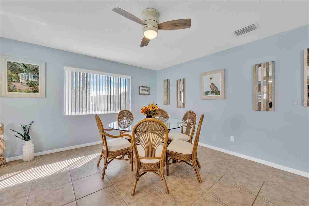 2401 Riverbluff Pkwy #V240 - Photo 6 of 44