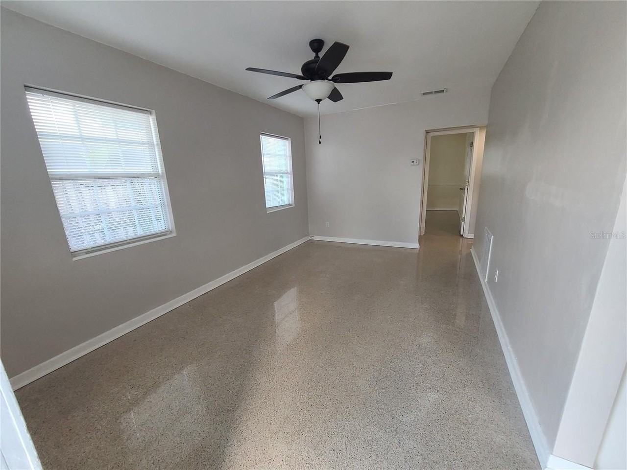 5000 35th Ave N - Photo 4 of 39
