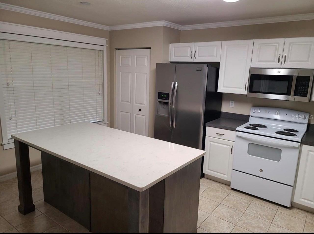 4574 Sw 48th Way #103 - Photo 3 of 19