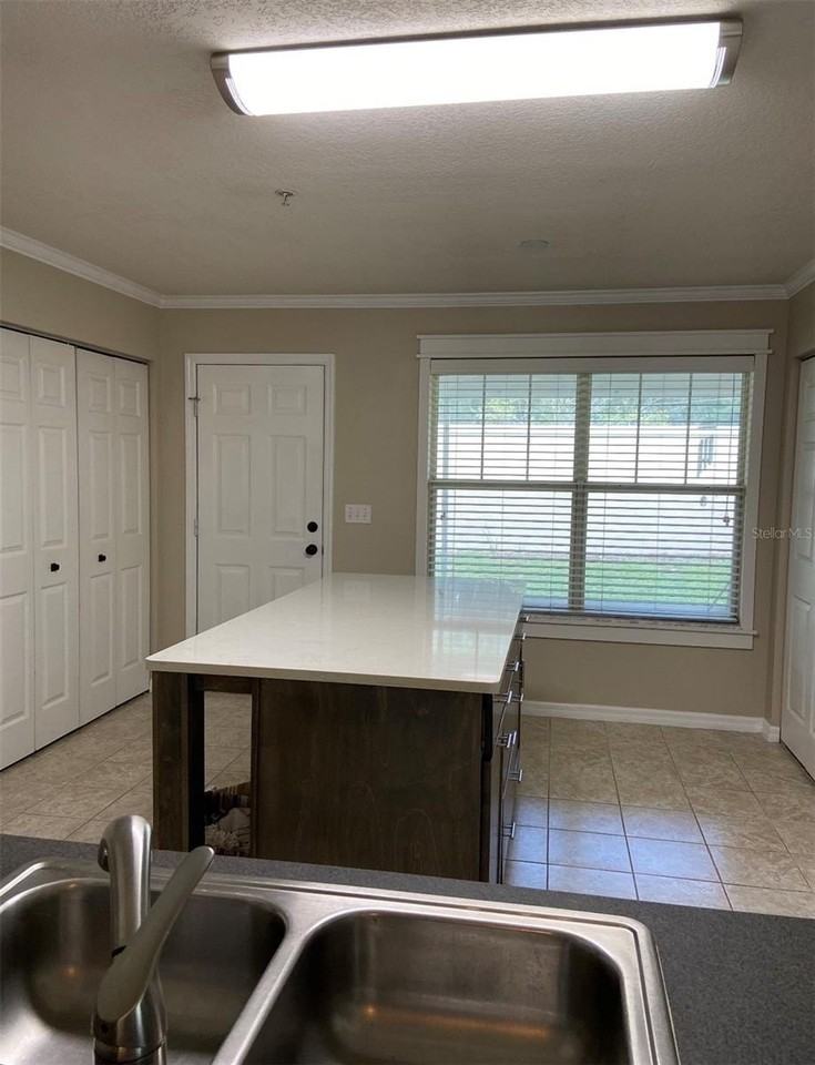 4574 Sw 48th Way #103 - Photo 5 of 19