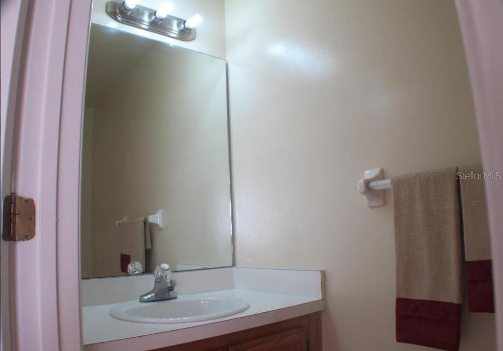 5205 Sw 97th Dr - Photo 7 of 14