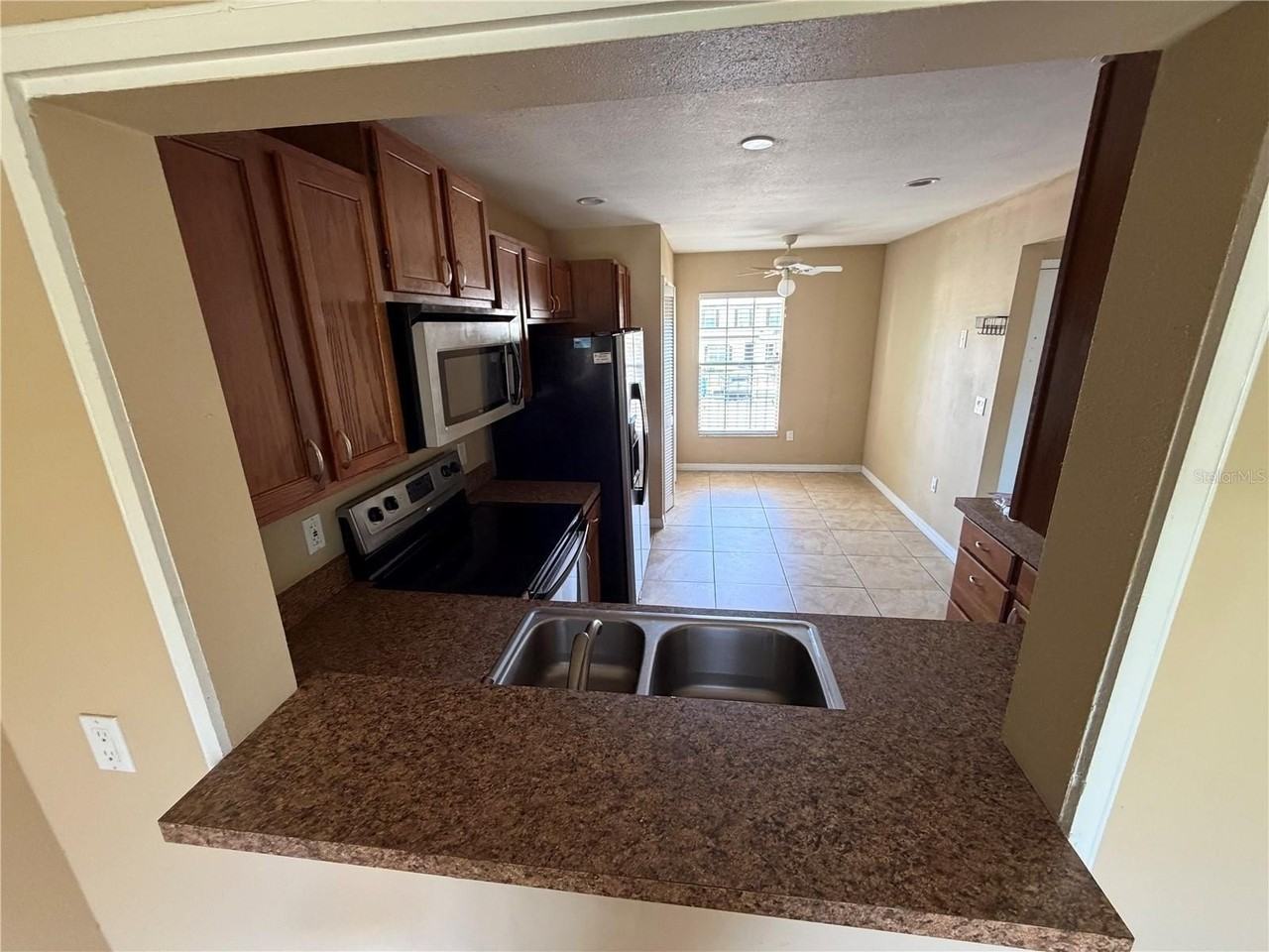 600 Northern Way #702 - Photo 5 of 17