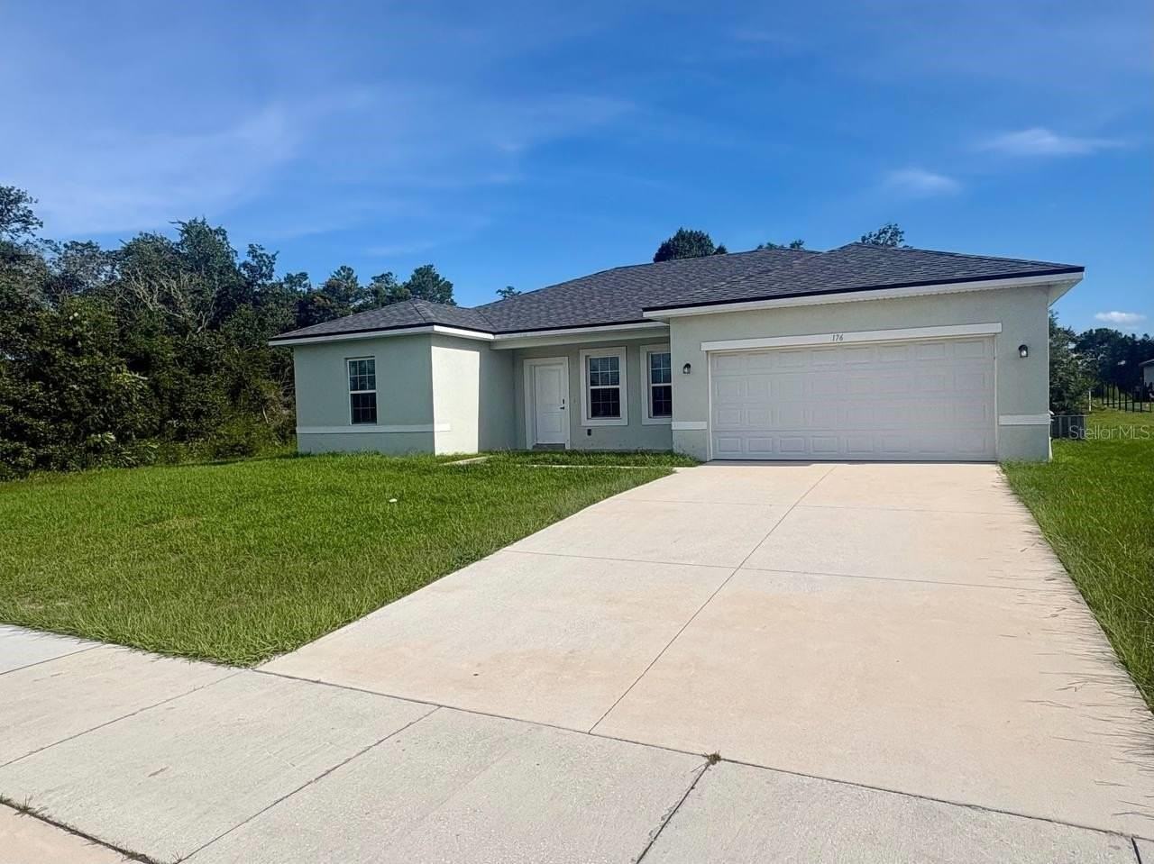 176 Marion Oaks Trl - Photo 2 of 10
