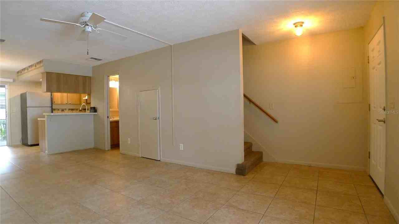 608 Lynchburg Dr - Photo 4 of 18