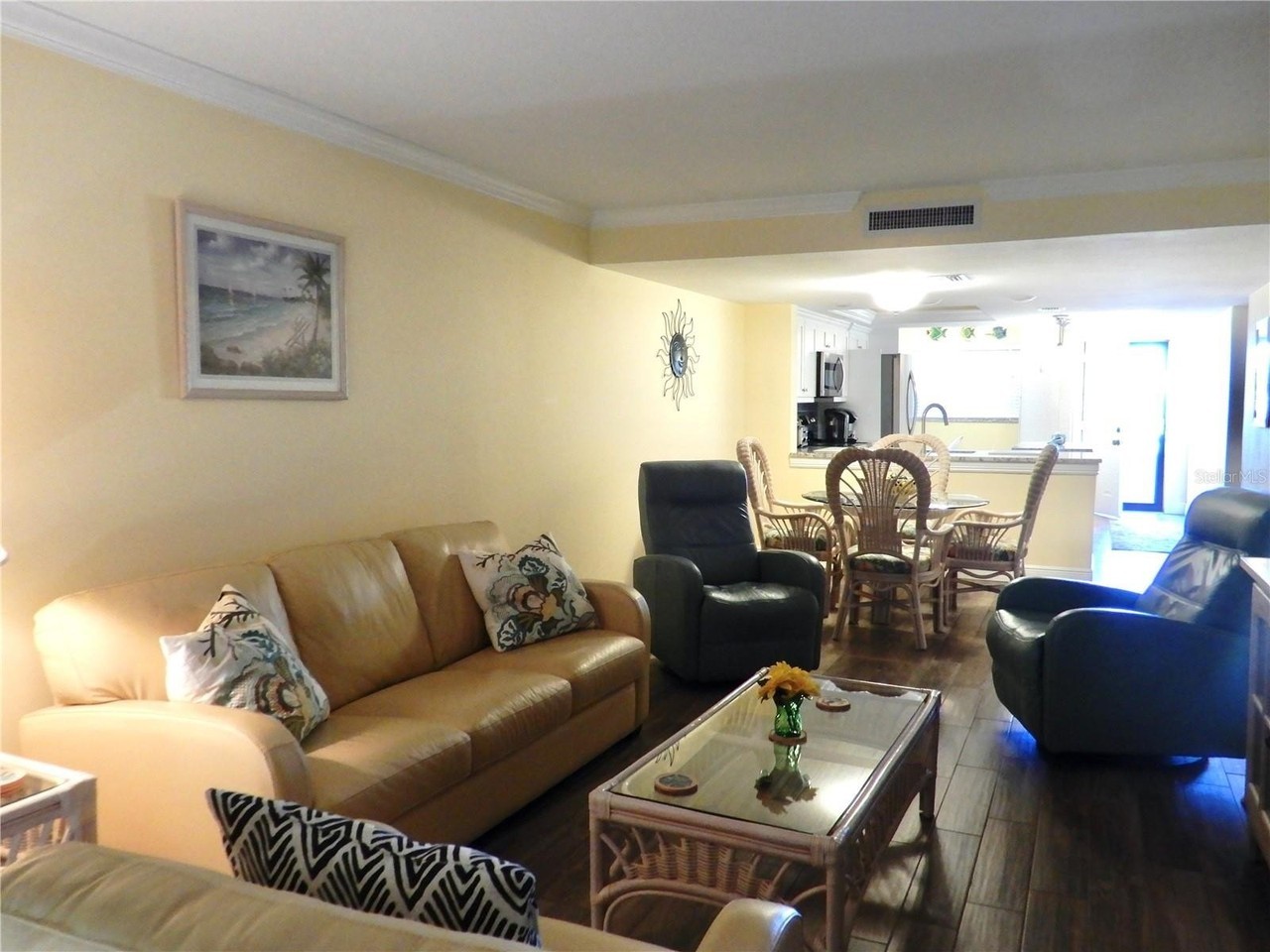 103 1st St E #210 - Photo 5 of 27